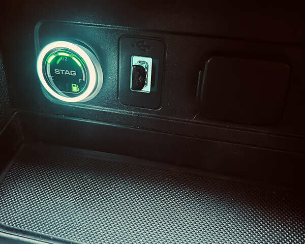 Чорний Форд Ескейп, об'ємом двигуна 2.49 л та пробігом 98 тис. км за 14150 $, фото 31 на Automoto.ua