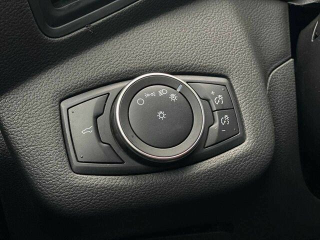 Черный Форд Эскейп, объемом двигателя 2.5 л и пробегом 61 тыс. км за 12990 $, фото 17 на Automoto.ua