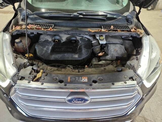 Чорний Форд Ескейп, об'ємом двигуна 0 л та пробігом 114 тис. км за 2000 $, фото 11 на Automoto.ua