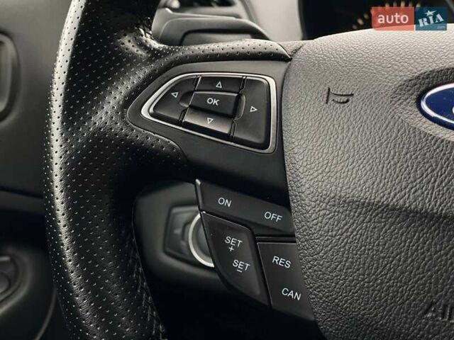 Черный Форд Эскейп, объемом двигателя 2.49 л и пробегом 61 тыс. км за 13490 $, фото 22 на Automoto.ua