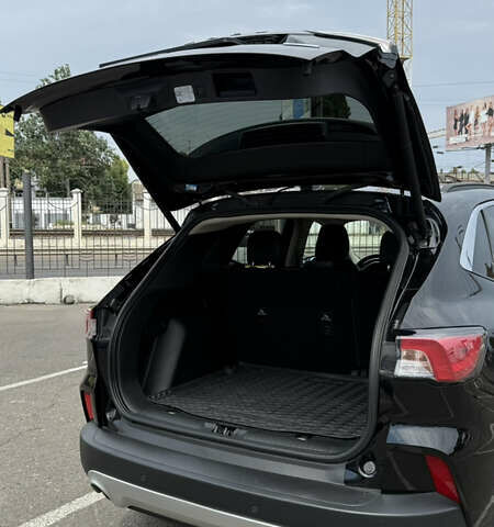 Чорний Форд Ескейп, об'ємом двигуна 1.5 л та пробігом 62 тис. км за 17800 $, фото 10 на Automoto.ua