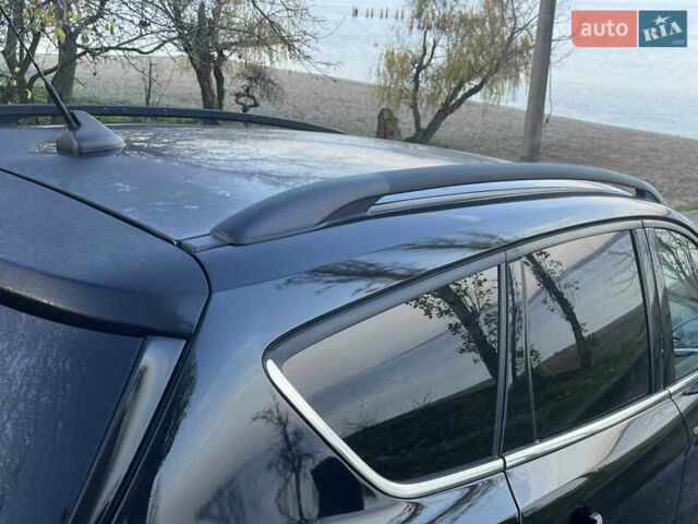 Черный Форд Эскейп, объемом двигателя 1.5 л и пробегом 163 тыс. км за 14500 $, фото 6 на Automoto.ua