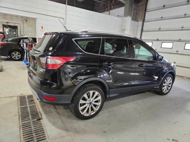 Чорний Форд Ескейп, об'ємом двигуна 0 л та пробігом 114 тис. км за 2000 $, фото 2 на Automoto.ua