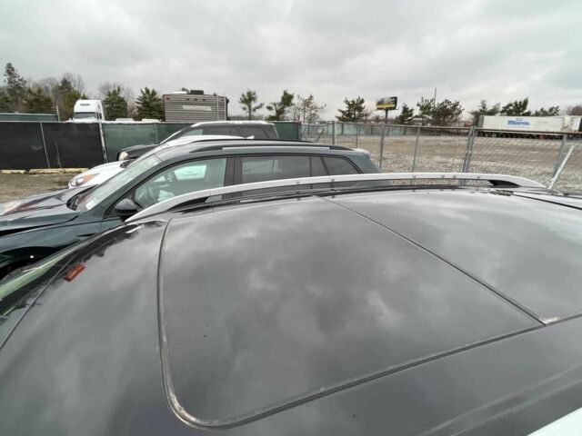 Черный Форд Эскейп, объемом двигателя 2 л и пробегом 115 тыс. км за 9900 $, фото 6 на Automoto.ua