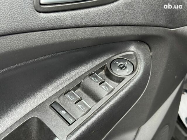 Чорний Форд Ескейп, об'ємом двигуна 1.5 л та пробігом 147 тис. км за 14390 $, фото 12 на Automoto.ua