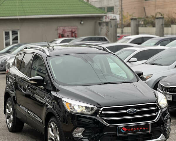 Чорний Форд Ескейп, об'ємом двигуна 2 л та пробігом 147 тис. км за 16900 $, фото 2 на Automoto.ua