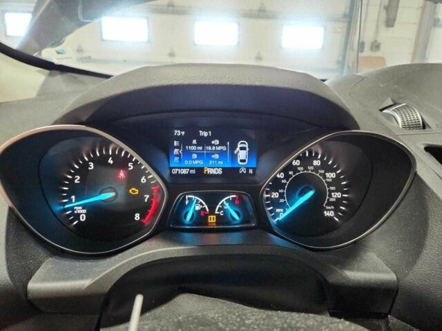 Чорний Форд Ескейп, об'ємом двигуна 0 л та пробігом 114 тис. км за 2000 $, фото 8 на Automoto.ua