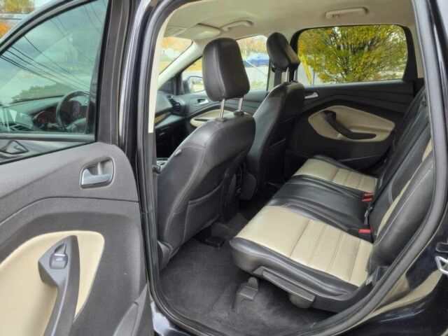 Черный Форд Эскейп, объемом двигателя 1.5 л и пробегом 38 тыс. км за 4300 $, фото 13 на Automoto.ua