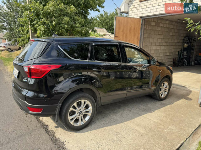 Черный Форд Эскейп, объемом двигателя 1.5 л и пробегом 51 тыс. км за 12000 $, фото 4 на Automoto.ua