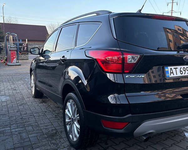 Черный Форд Эскейп, объемом двигателя 1.5 л и пробегом 112 тыс. км за 14900 $, фото 13 на Automoto.ua