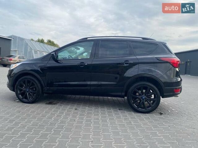Чорний Форд Ескейп, об'ємом двигуна 1.5 л та пробігом 146 тис. км за 15500 $, фото 4 на Automoto.ua