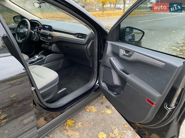Форд Эскейп 2019 в Киеве на Automoto.ua Черный Форд Эскейп, объемом двигателя 1.5 л и пробегом 184 тыс. км за 16500 $, фото 14 на Automoto.ua