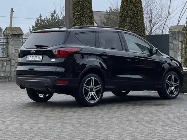 Черный Форд Эскейп, объемом двигателя 1.5 л и пробегом 115 тыс. км за 10200 $, фото 2 на Automoto.ua