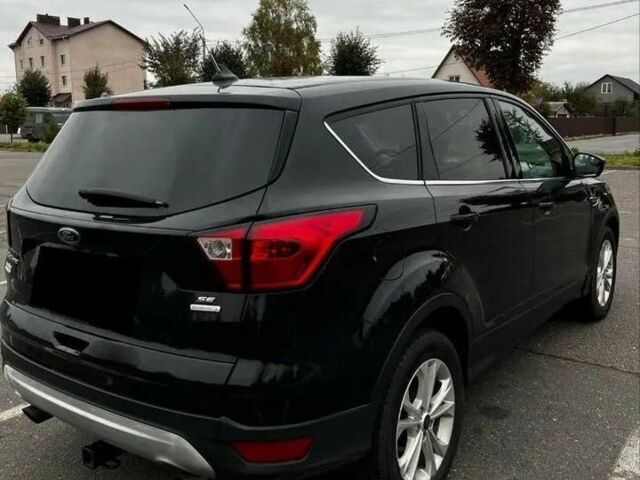 Черный Форд Эскейп, объемом двигателя 2 л и пробегом 88 тыс. км за 10000 $, фото 5 на Automoto.ua