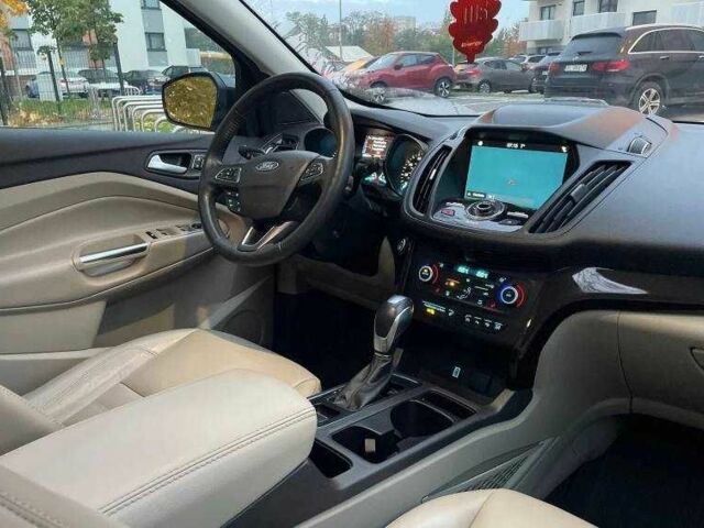 Чорний Форд Ескейп, об'ємом двигуна 1.6 л та пробігом 82 тис. км за 8300 $, фото 8 на Automoto.ua