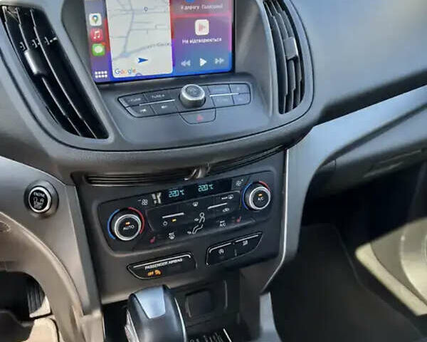 Чорний Форд Ескейп, об'ємом двигуна 1.5 л та пробігом 87 тис. км за 15000 $, фото 3 на Automoto.ua