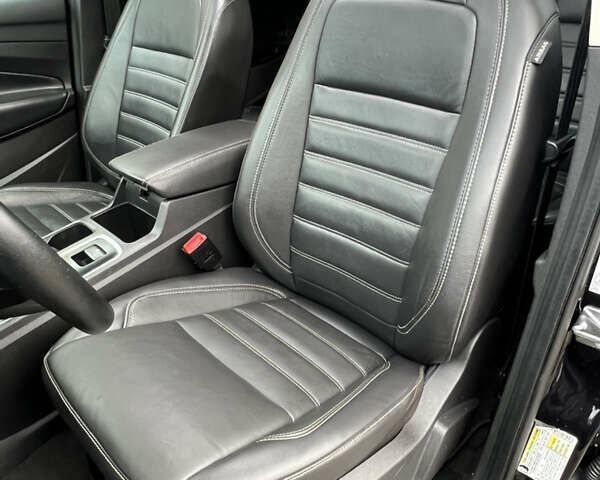 Чорний Форд Ескейп, об'ємом двигуна 2 л та пробігом 147 тис. км за 16900 $, фото 29 на Automoto.ua