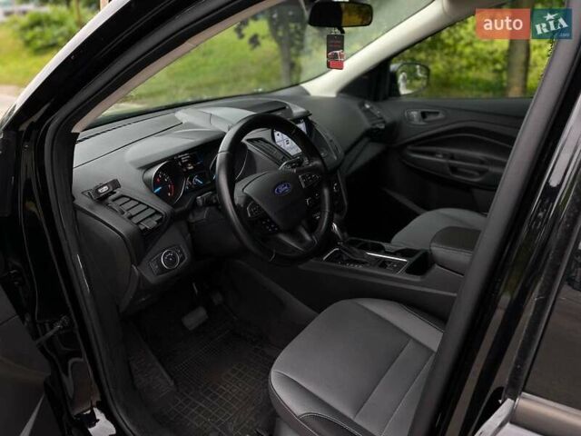 Черный Форд Эскейп, объемом двигателя 2.49 л и пробегом 61 тыс. км за 13490 $, фото 10 на Automoto.ua