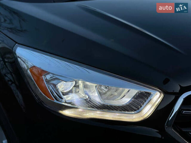 Чорний Форд Ескейп, об'ємом двигуна 1.5 л та пробігом 55 тис. км за 11700 $, фото 36 на Automoto.ua