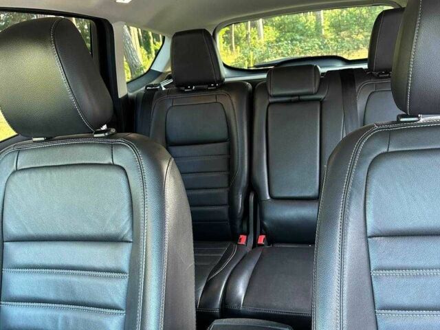 Черный Форд Эскейп, объемом двигателя 2 л и пробегом 126 тыс. км за 15000 $, фото 8 на Automoto.ua