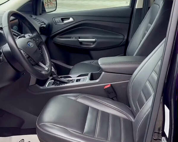 Чорний Форд Ескейп, об'ємом двигуна 1.5 л та пробігом 82 тис. км за 14999 $, фото 4 на Automoto.ua