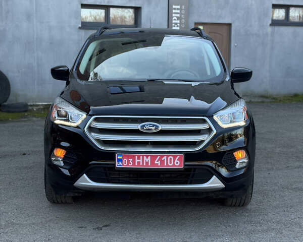 Чорний Форд Ескейп, об'ємом двигуна 1.5 л та пробігом 54 тис. км за 13799 $, фото 2 на Automoto.ua