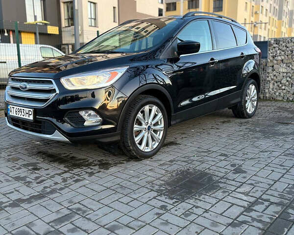 Черный Форд Эскейп, объемом двигателя 1.5 л и пробегом 112 тыс. км за 14900 $, фото 2 на Automoto.ua