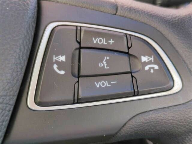 Чорний Форд Ескейп, об'ємом двигуна 2 л та пробігом 47 тис. км за 10000 $, фото 10 на Automoto.ua