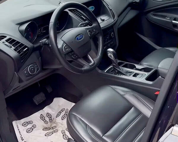 Чорний Форд Ескейп, об'ємом двигуна 1.5 л та пробігом 82 тис. км за 14999 $, фото 3 на Automoto.ua