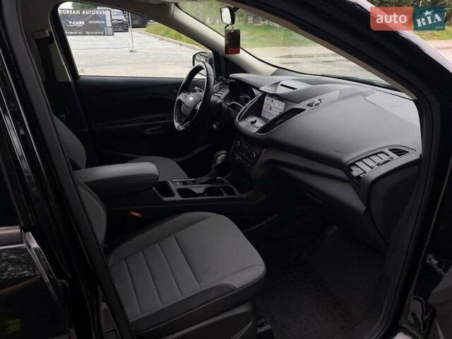 Черный Форд Эскейп, объемом двигателя 2.49 л и пробегом 61 тыс. км за 13490 $, фото 15 на Automoto.ua