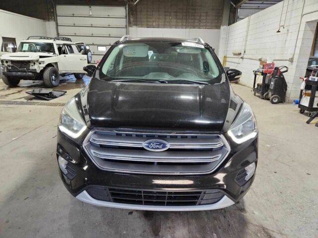 Чорний Форд Ескейп, об'ємом двигуна 0 л та пробігом 114 тис. км за 2000 $, фото 4 на Automoto.ua