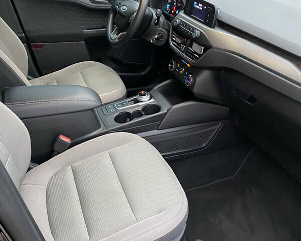 Форд Эскейп 2019 в Киеве на Automoto.ua Черный Форд Эскейп, объемом двигателя 1.5 л и пробегом 184 тыс. км за 16500 $, фото 12 на Automoto.ua