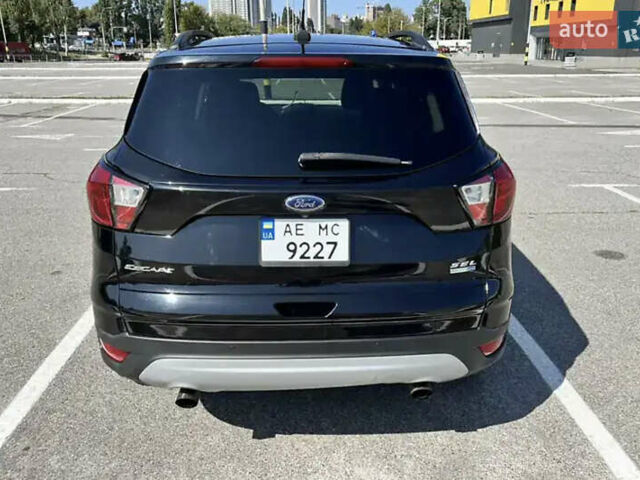 Чорний Форд Ескейп, об'ємом двигуна 1.5 л та пробігом 87 тис. км за 15000 $, фото 7 на Automoto.ua
