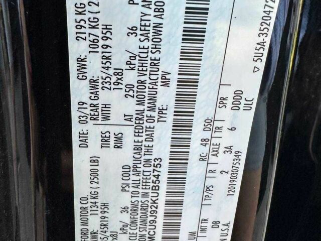 Черный Форд Эскейп, объемом двигателя 2 л и пробегом 126 тыс. км за 15000 $, фото 1 на Automoto.ua