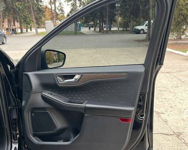 Чорний Форд Ескейп, об'ємом двигуна 2.5 л та пробігом 75 тис. км за 23500 $, фото 26 на Automoto.ua
