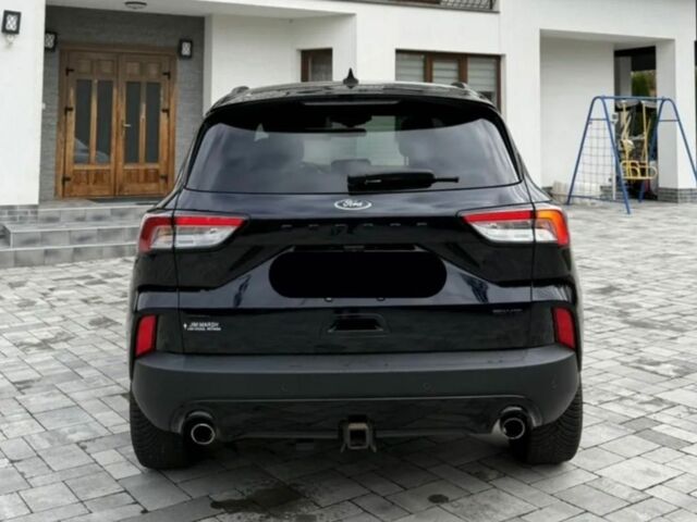 Черный Форд Эскейп, объемом двигателя 2 л и пробегом 74 тыс. км за 11000 $, фото 4 на Automoto.ua