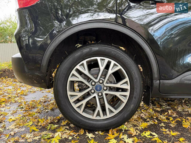 Черный Форд Эскейп, объемом двигателя 1.5 л и пробегом 67 тыс. км за 16200 $, фото 27 на Automoto.ua