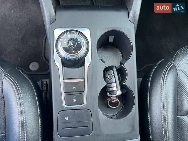 Форд Эскейп 2020 в Львове на Automoto.ua Черный Форд Эскейп, объемом двигателя 2.5 л и пробегом 165 тыс. км за 22790 $, фото 25 на Automoto.ua