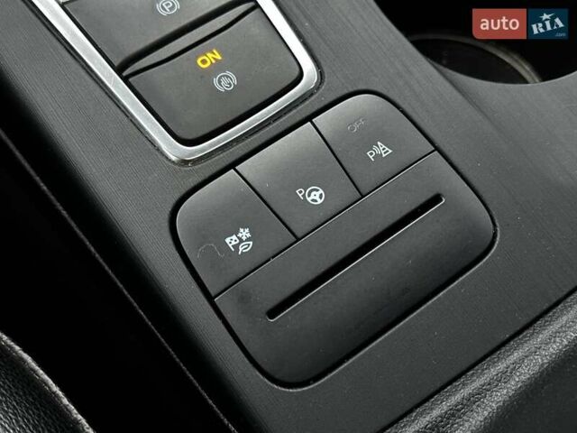 Черный Форд Эскейп, объемом двигателя 2.49 л и пробегом 119 тыс. км за 21799 $, фото 33 на Automoto.ua