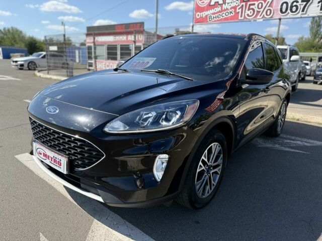 Чорний Форд Ескейп, об'ємом двигуна 1.5 л та пробігом 87 тис. км за 18900 $, фото 2 на Automoto.ua