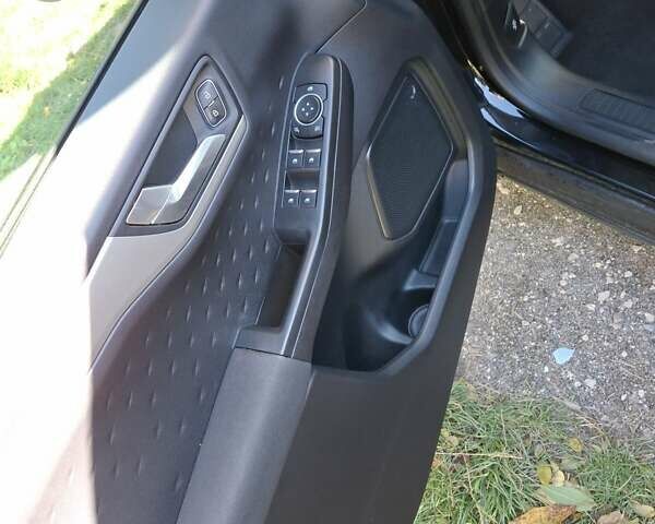 Чорний Форд Ескейп, об'ємом двигуна 2.5 л та пробігом 145 тис. км за 20000 $, фото 22 на Automoto.ua