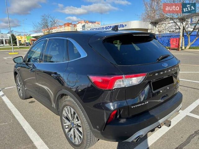 Черный Форд Эскейп, объемом двигателя 2 л и пробегом 88 тыс. км за 18700 $, фото 7 на Automoto.ua