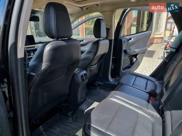 Чорний Форд Ескейп, об'ємом двигуна 2 л та пробігом 120 тис. км за 21300 $, фото 25 на Automoto.ua