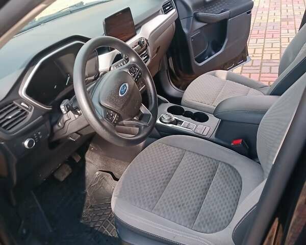 Черный Форд Эскейп, объемом двигателя 1.5 л и пробегом 109 тыс. км за 15500 $, фото 4 на Automoto.ua