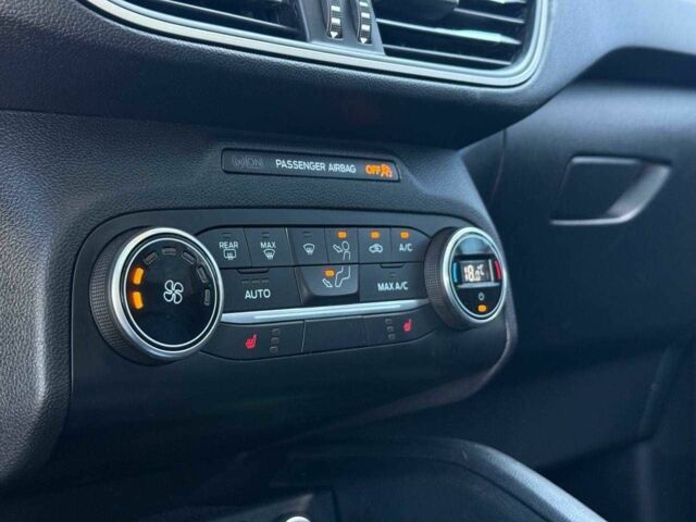 Черный Форд Эскейп, объемом двигателя 2.5 л и пробегом 80 тыс. км за 20800 $, фото 13 на Automoto.ua