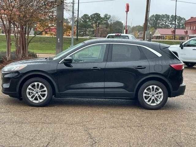 Черный Форд Эскейп, объемом двигателя 1.5 л и пробегом 73 тыс. км за 16500 $, фото 3 на Automoto.ua