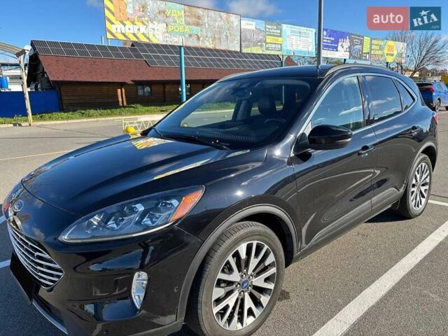 Черный Форд Эскейп, объемом двигателя 2 л и пробегом 88 тыс. км за 18700 $, фото 3 на Automoto.ua