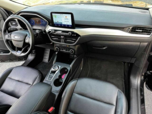 Черный Форд Эскейп, объемом двигателя 2.5 л и пробегом 38 тыс. км за 11000 $, фото 7 на Automoto.ua