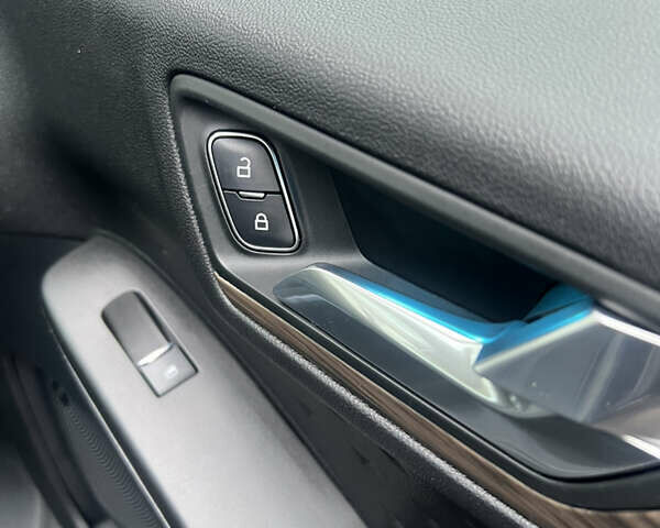 Чорний Форд Ескейп, об'ємом двигуна 2.49 л та пробігом 135 тис. км за 23500 $, фото 13 на Automoto.ua