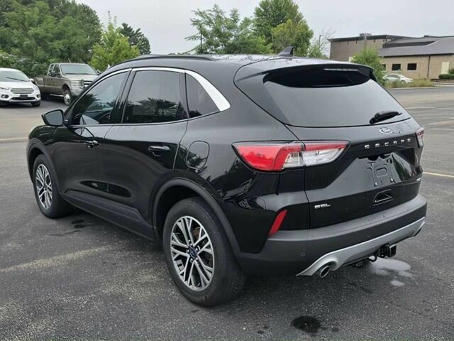 Чорний Форд Ескейп, об'ємом двигуна 2 л та пробігом 37 тис. км за 10900 $, фото 5 на Automoto.ua